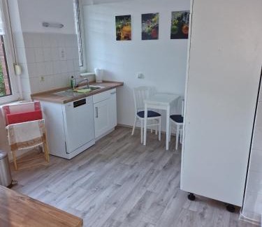 Weissenfels Apartamento | Villa im Grünen