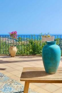 Sciacca Casa | villa immersa in oliveto vista mare