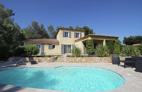 Bagnols-en-Foret Villa | Villa en Bagnols-en-Forêt con Piscina Privada