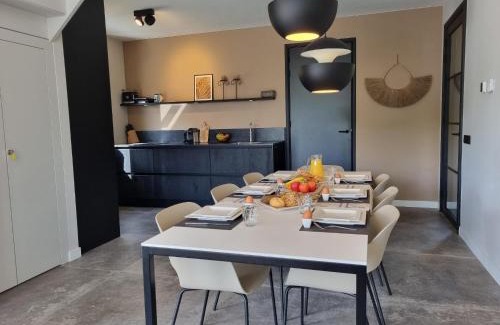 Balk Casa | Villa in Balk with Private Jetty on Slotermeer, cleaning included