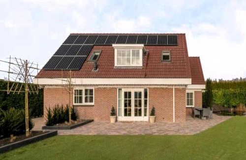 Zeewolde Villa | Villa in Bosrijk near Horsterwold Forest, cleaning included