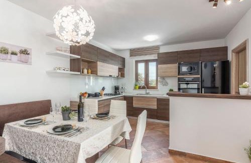 Nova Vas Casa | Villa in Brtonigla with Private Pool