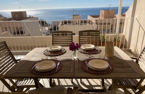 Carboneras Chalet De Esquí | Chalet en Carboneras, vistas al mar ,totalmente equipado y muy confortable
