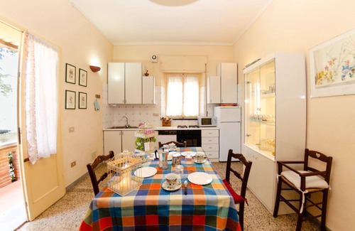 Cascine-La Croce Villa | Villa en Cascine-la Croce con 3 habitaciones, capacidad 10