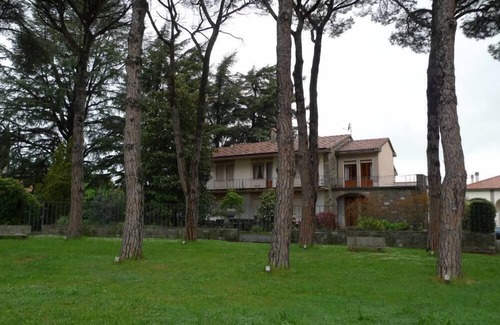 Castel del Piano Villa | VILLA HERMOSA CON JARDIN EN MONTAJE AMIATA 3.000 METROS