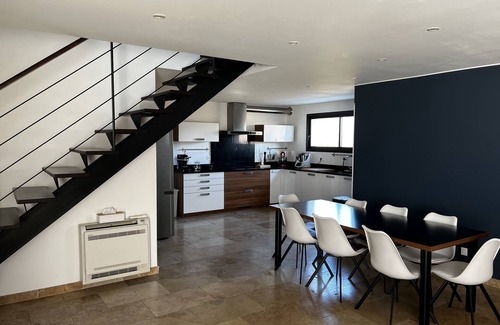 Cabrieres Villa | Villa in a charming little village near Nîmes