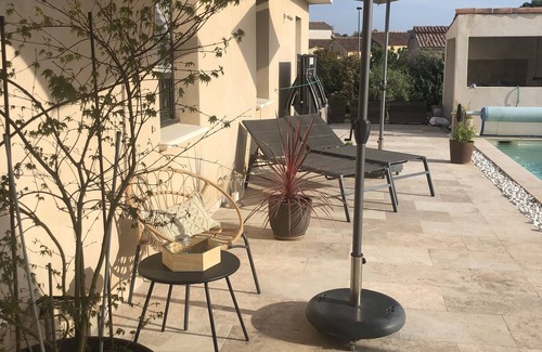 Cabrieres Villa | Villa in a charming little village near Nîmes