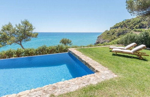 Tamarit Villa | Villa frente al mar en Tamarit - Tarragona · VILLA DALÍ
