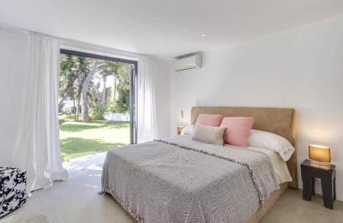Cala Comte Villa | Villa in Ibiza with Es Vedra Views
