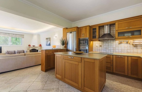Neromilos Villa | Villa en Kypseli con piscina privada