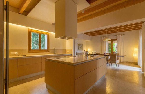 Buger Casa | Villa en Mallorca con Piscina Salada