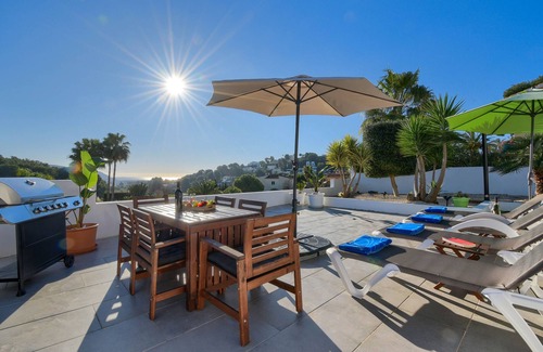 Teulada Villa | Villa en Moraira, Costa Blanca, España con piscina privada para 6 personas