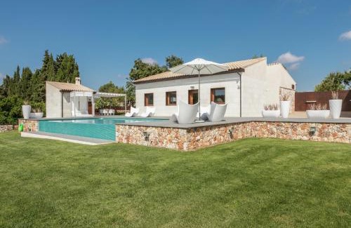 Muro Casa | Villa in Muro with Pool and Tramontana Views