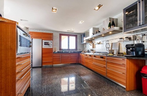 Ospedaletti Villa | Villa en Ospedaletti con 8 habitaciones, capacidad 20