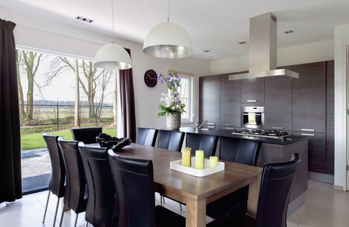 Baarle-Nassau Casa | Villa en Parc de Kievit con Jardín y Chimenea