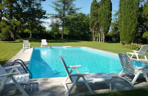 Castelvecchio Villa | villa en parque con piscina