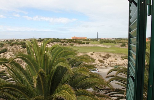Peniche Casa | Villa en Praia da Consolação en primera línea de mar cerca de supertubos / baleal