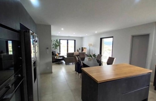 Rasteau Casa | Villa in Provence with Stunning Views of Mont Ventoux and the Vineyards!