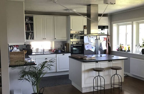 Alta Casa | Villa in quiet and beautiful Älta for rent