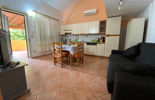 Piana Calzata Casa | Villa in recidence a 100 metri dal mare con servizio di piscina a 100 metri vicino Cefalu