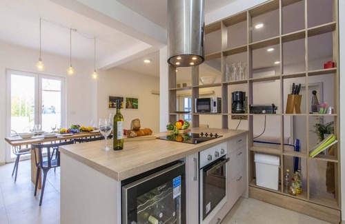 Bilice Villa | Encantadora villa con piscina