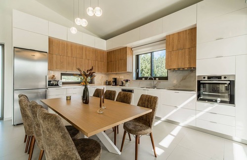 Nipos Villa | Villa en Stiftianá con 4 habitaciones, capacidad 10