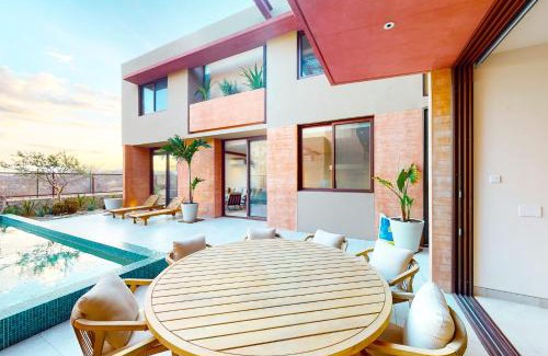Rancho Cerro Colorado Casa | Villa in the Clouds
