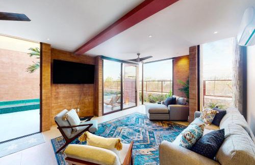 Rancho Cerro Colorado Casa | Villa in the Clouds