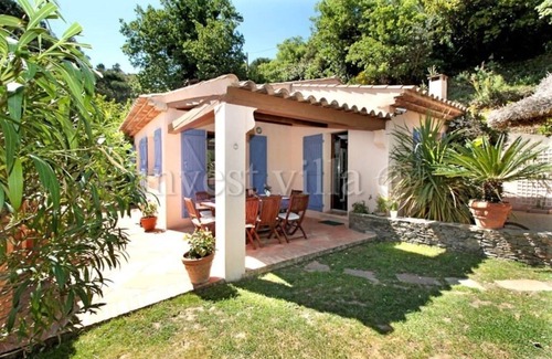 La Garde-Freinet Casa | Villa in the heart of chestnut groves