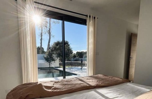 Garrigues Villa | Villa in the heart of the garrigue on the heights of Nimes