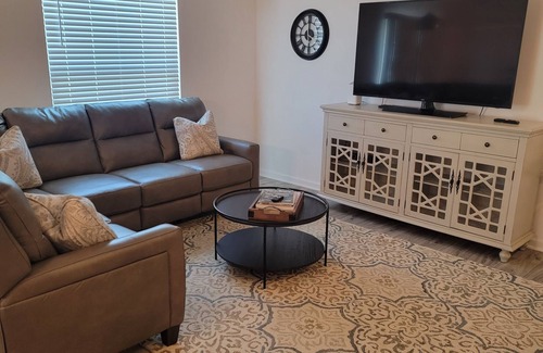 Wildwood Casa | Villa in The Villages close to Brownwood Town Square/ GOLF CART AS A COURTESY