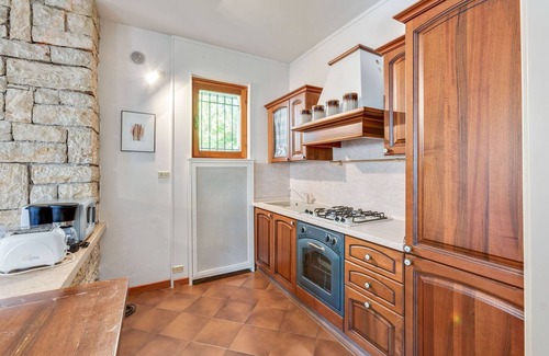 Albisano Villa | Villa en Torri del Benaco con Piscina Privada