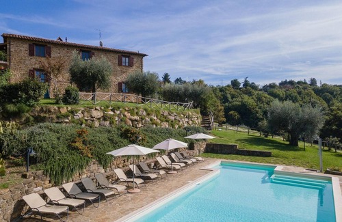 Umbertide Casa | Villa en Umbría con Piscina Salada