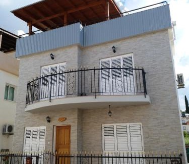 Universal Villa | Villa in Universal