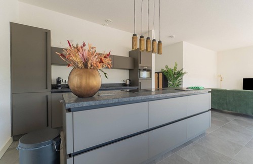 Zeewolde Villa | Villa cerca de Veluwemeer con embarcadero