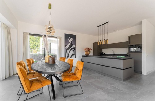 Zeewolde Villa | Villa cerca de Veluwemeer con embarcadero