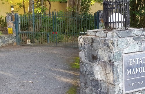 Mafolie Apartamento | Villa Indigo 1BR in Private Gated Estate