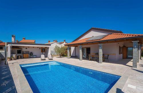 Sveti Donat Villa | Villa Ingrid in Buzet - Haus für 6 Personen