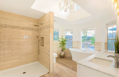 Temecula Hotel | Villa Inn-Adult Only- Temecula Wine Country