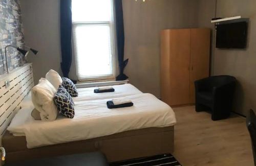 Scheveningen Cama Y Desayuno | Villa Insulinde