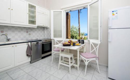 Ermoupoli Villa | Villa Irene Syros