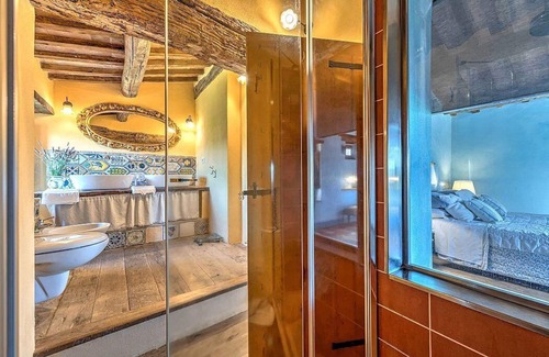 Pienza Villa | Villa Irmina, fully refundable with voucher*: A characteristic and welcoming two-story ancient tuscan country house surrounded by meadows and by green hills, with Free WI-FI.