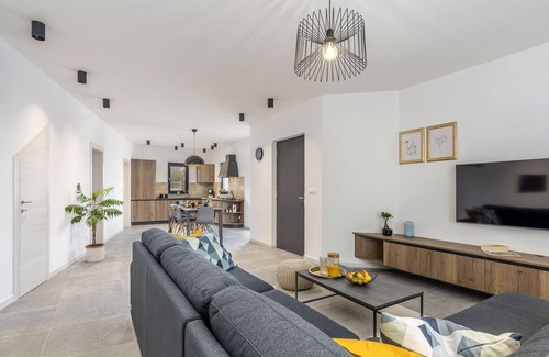 Vrznaveri Casa | Villa Isabela by Interhome