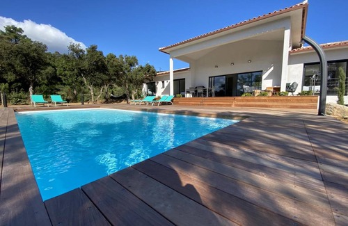 Sainte-Lucie-de-Porto-Vecchio Villa | Villa Isula by Intendance Excellency