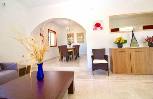 Neo Itilo Villa | Villa Itilo