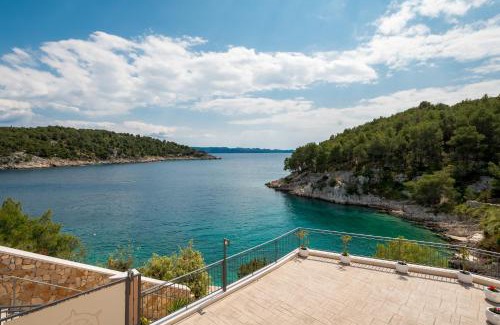 Cove Osibova (Milna) Casa | Villa Iva Osibova
