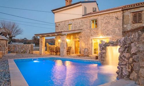 Garica Villa | Villa Ivy