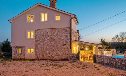 Garica Villa | Villa Ivy