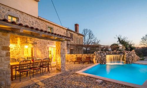 Garica Villa | Villa Ivy