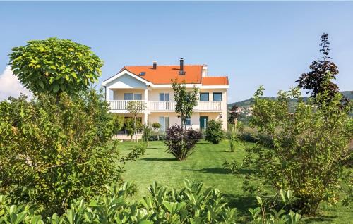 Lovrec Casa | Villa Ivy with perfect privacy, pool, sauna and jacuzzi